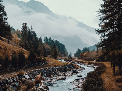 星辰影视像排错：先查对比口径齐吗，再把相关写回相关（像做复盘）